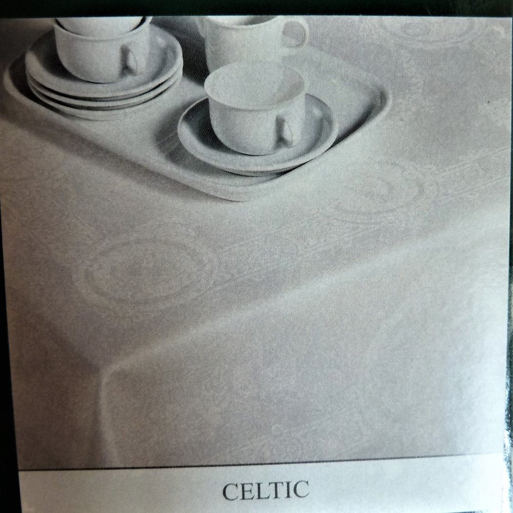 NEW with tag FERGUSON Irish Linen Tablecloth
